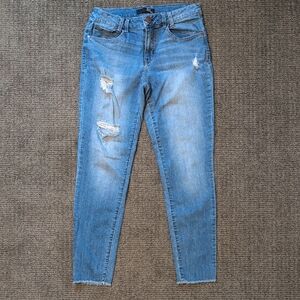 1822 Denim Light Blue Distressed Skinny Jeans